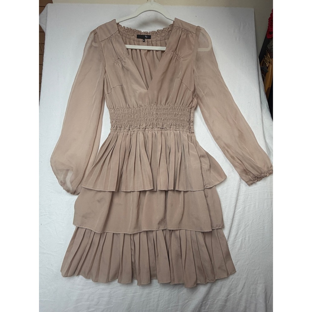 Ryu Mauve Taupe Smocked Tiered Pleated V-Neck Mini Dress Medium